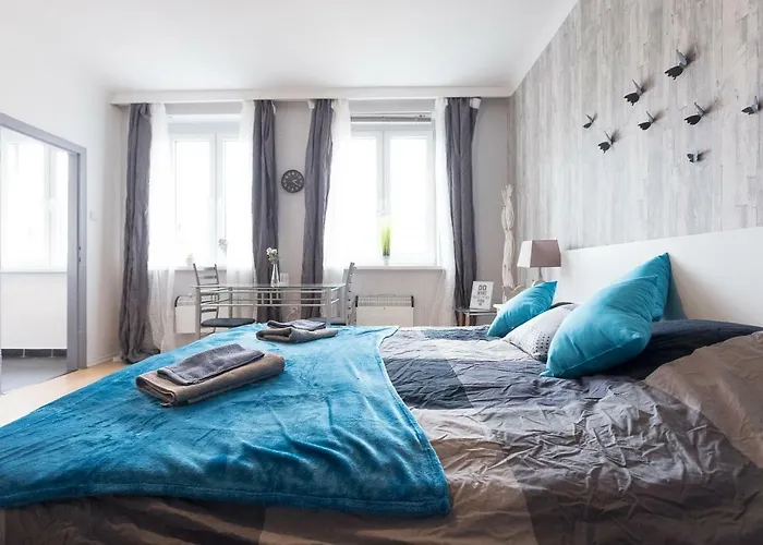 Cute Red Star Center Apartament *